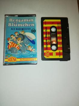 Benjamin Blümchen Folge 26 als Bademeister 4-fach Schwarz geschraubt Schwarz mit Rot-Gelben Aufkleber 4.25477 CD Kiosk